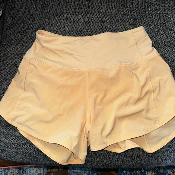 Lululemon Speed Up HR Short 4” Lined Swift Fabric Size 4 Summer Glow - Picture 5 of 5
